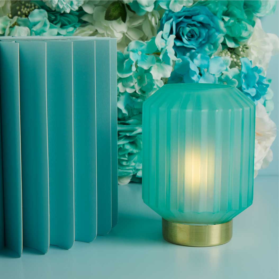 26191 - lampada piccola plissettata azzurra 18,5x13x13