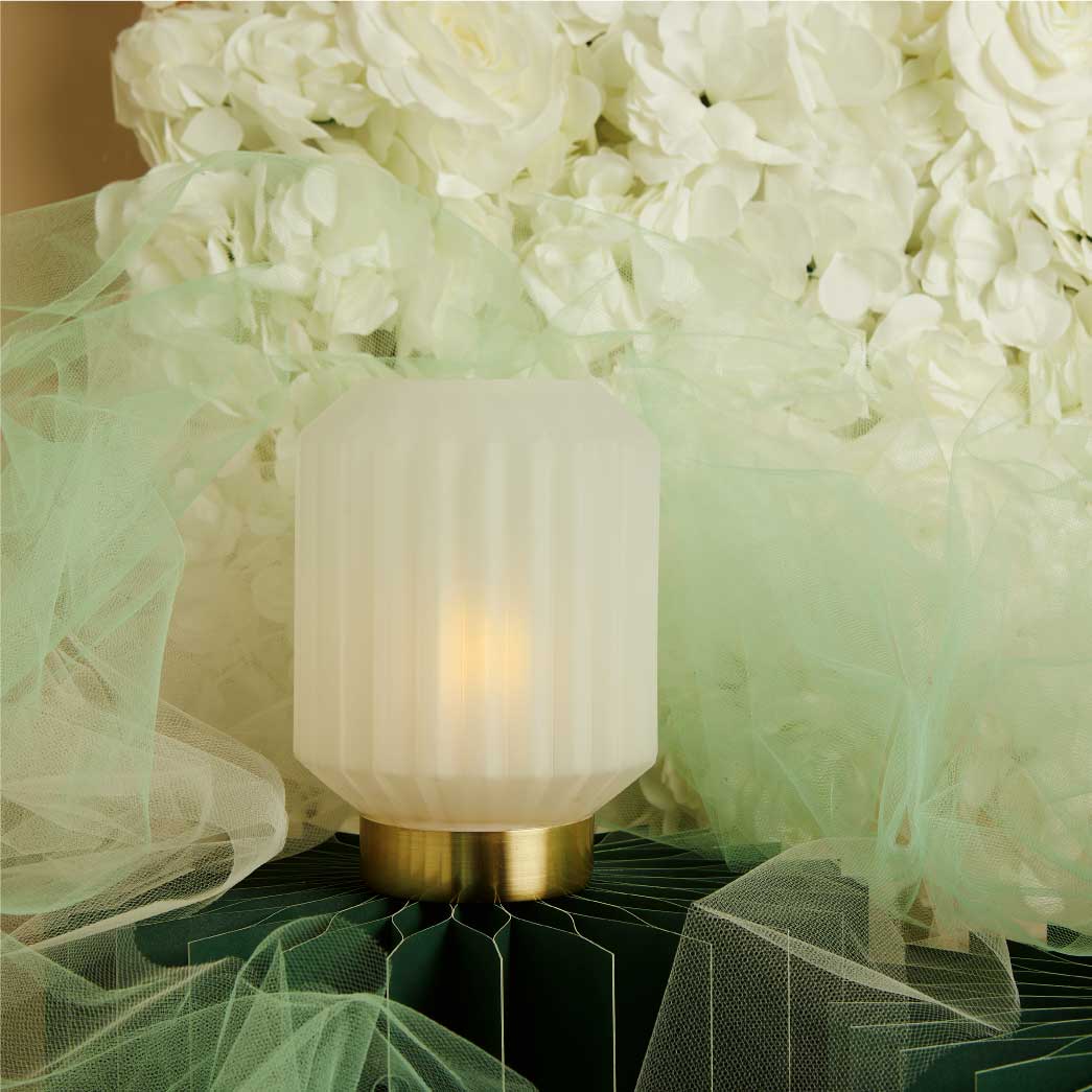 26151 - lampada piccola plissettata azzurra 18,5x13x13