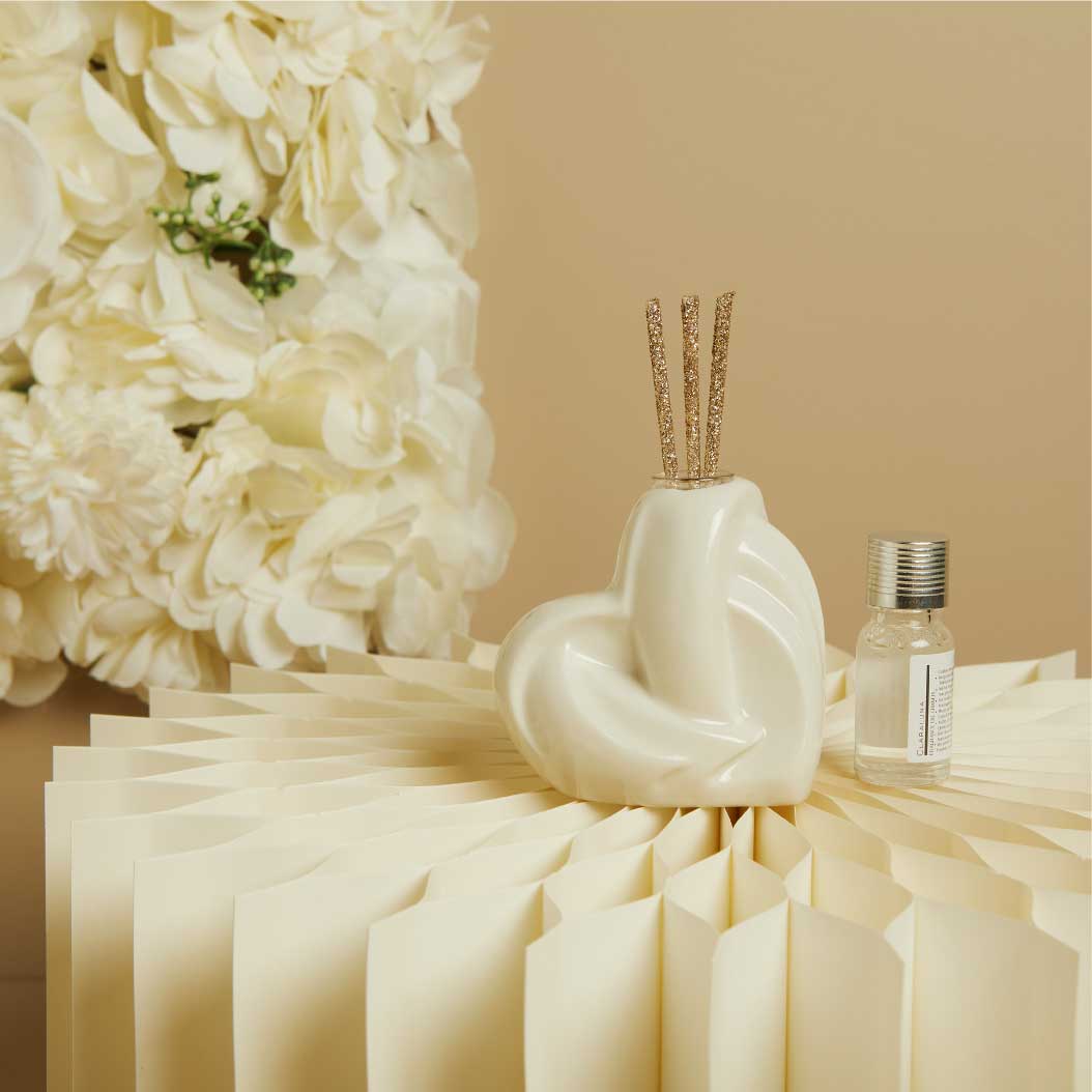 26133 - DIFFUSORE CUORE PICCOLO BIANCO 8,4X4,7X8